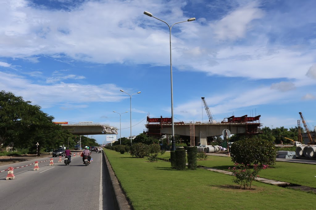 Anh Dũng, Dương Kinh, Hải Phòng, Vietnam by Dần Lê