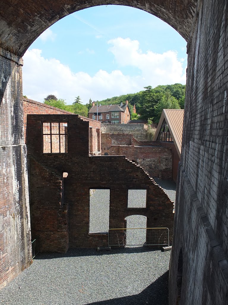 Coalbrookdale, Iron Museum site viewed from the Darby Road. by Bobsky.