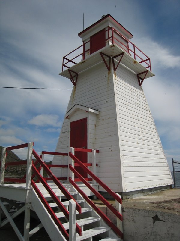 Fort Amherst Lighthouse by theomysh