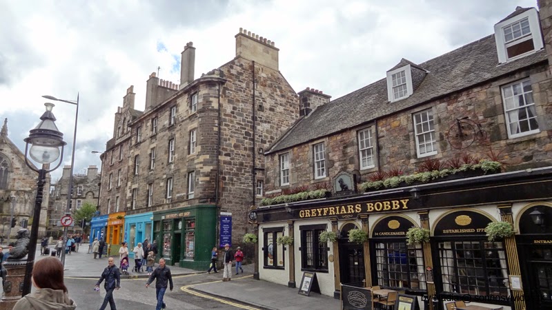 Edinburgh - Greyfriars Bobby by PartilhadeViagens