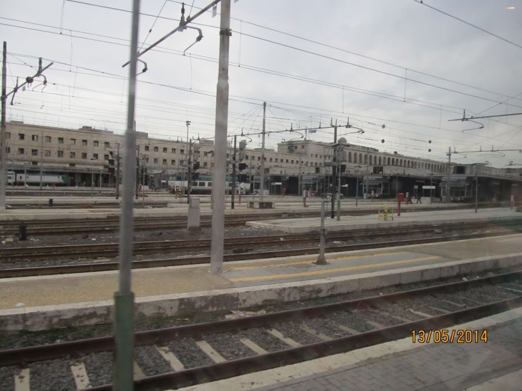 Termini rail station by dvir419