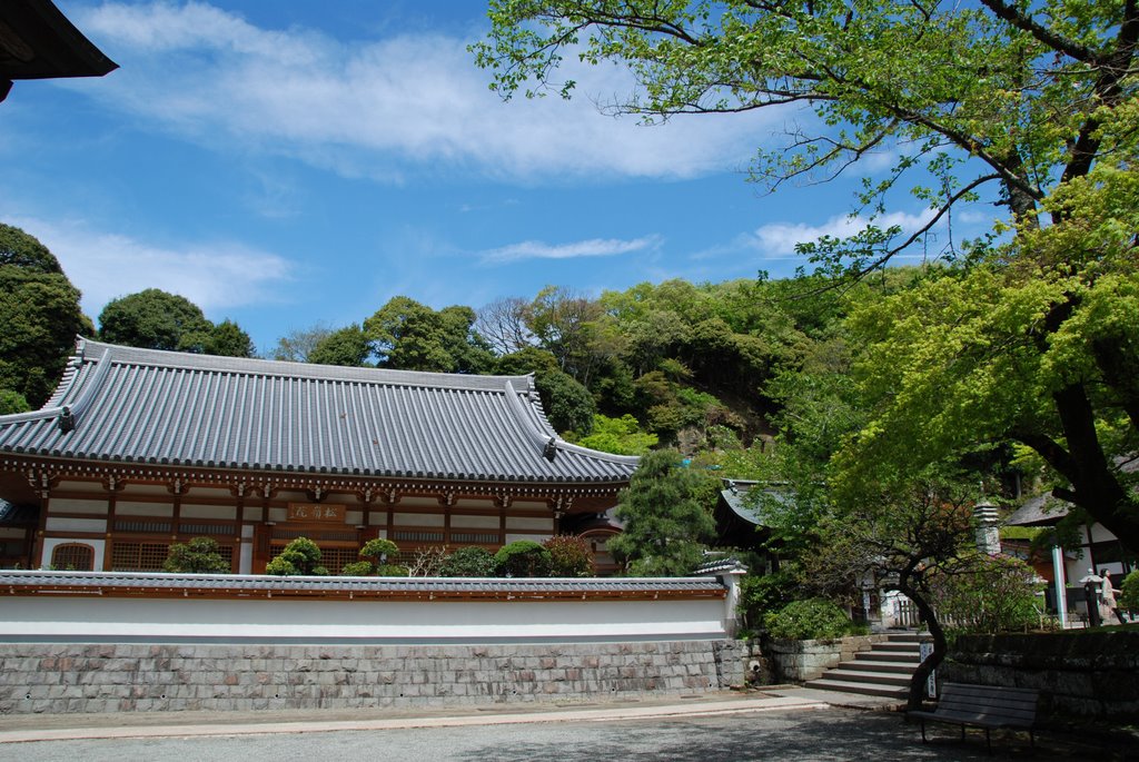 Yamanouchi, Kamakura, Kanagawa Prefecture 247-0062, Japan by jetsun