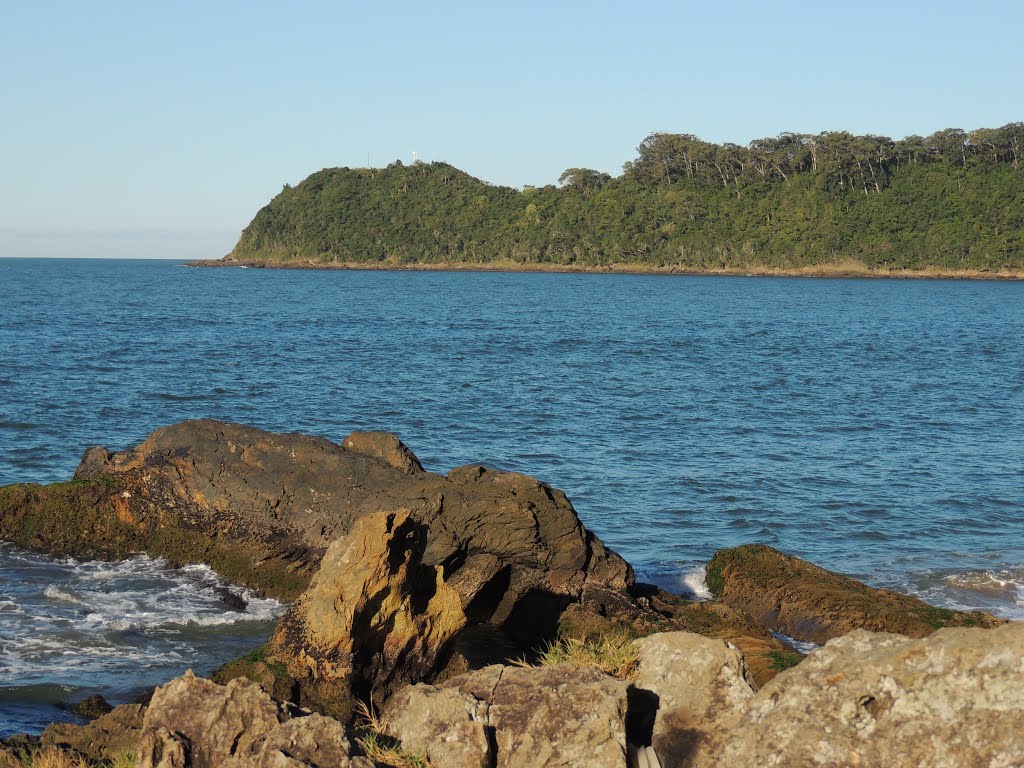 Cabeçudas - Itajaí/SC - Brasil by Walter J. Steppan