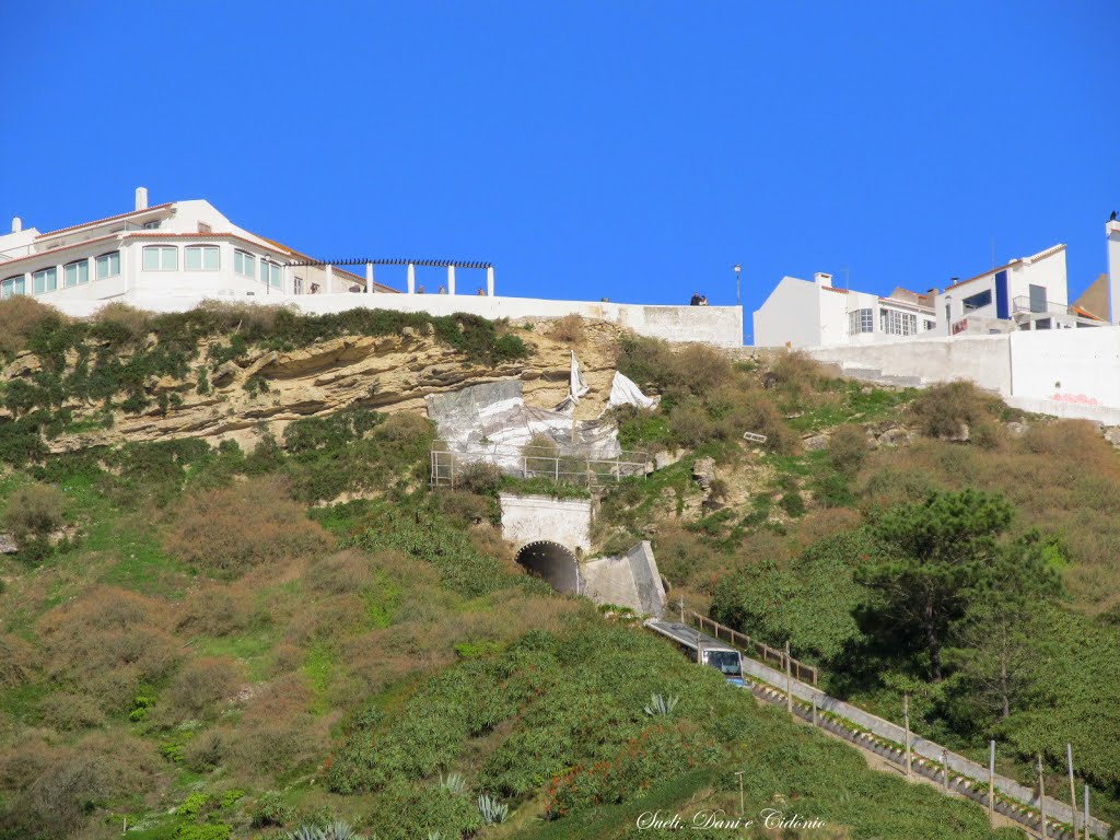 Nazaré - Portugal by Cidonio Rinaldi