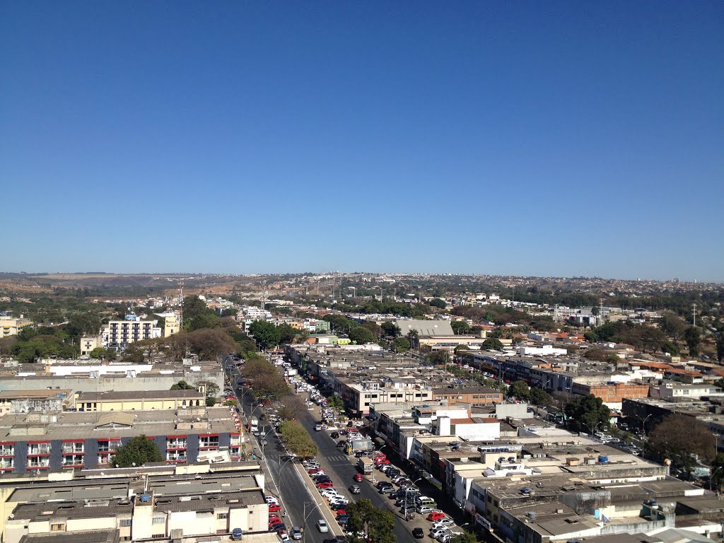 Vista parcial de Brasília. Tirada de uma escada magiros a 50 mts. Núcleo Bandeirante, Brasília - DF, República Federativa do Brasil by Dedé de Zé Luca