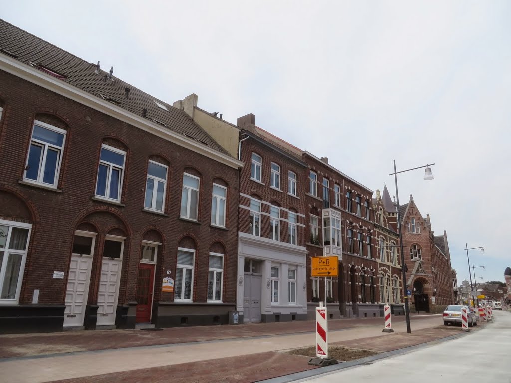 NL - Roermond - Godsweerdersingel by Danny Danckaert