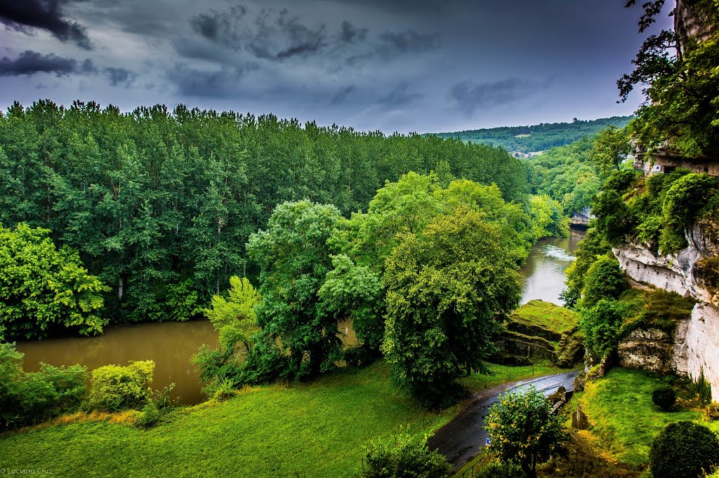 Rainy Day - Peyzac-le Moustier, Dordogne, #France (Click on the photo to view it large) “This existence of ours is as transient as autumn clouds To watch the birth and death of beings is like looking at the movements of a dance. A lifetime is like a flas by Luciano Cruz