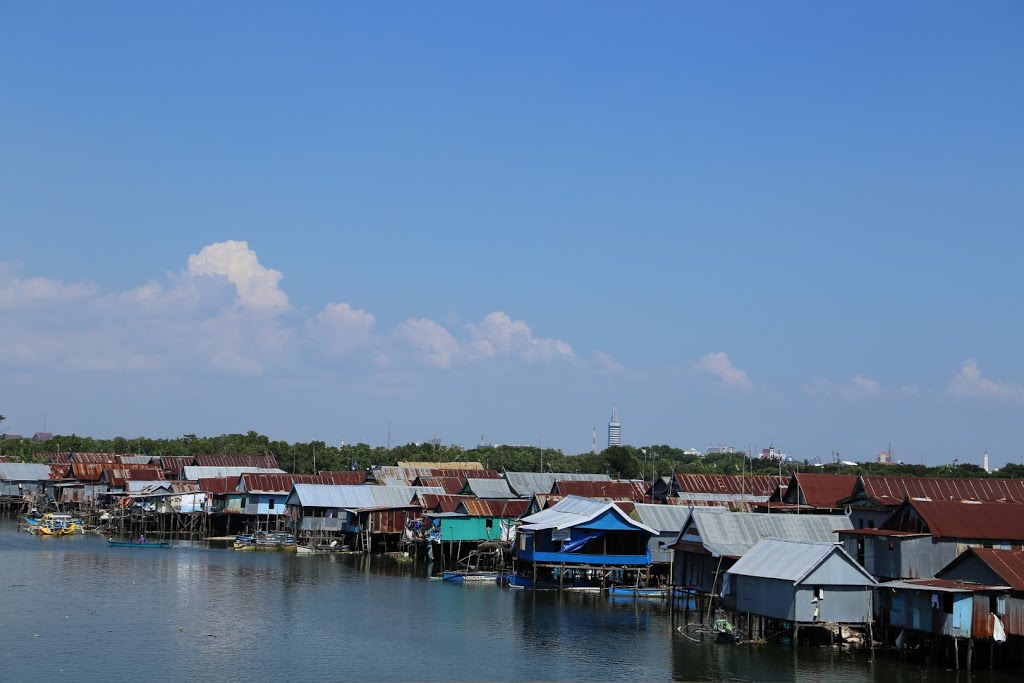 Makassar, Makassar City, South Sulawesi, Indonesia by sarthit medhasith Su…