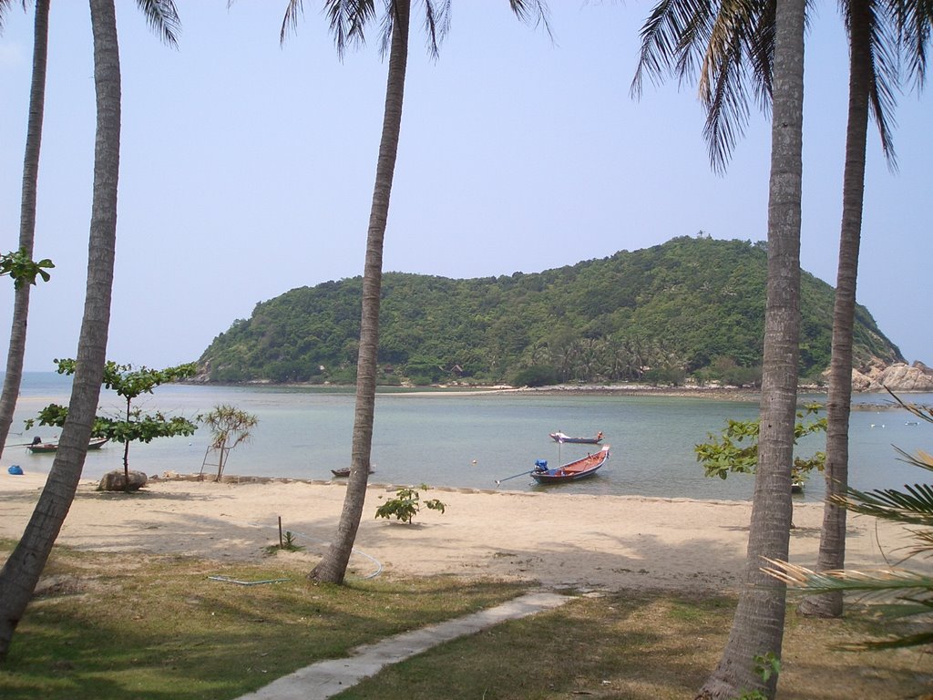 Koh Phangan view to Koh Ma by behindlaker