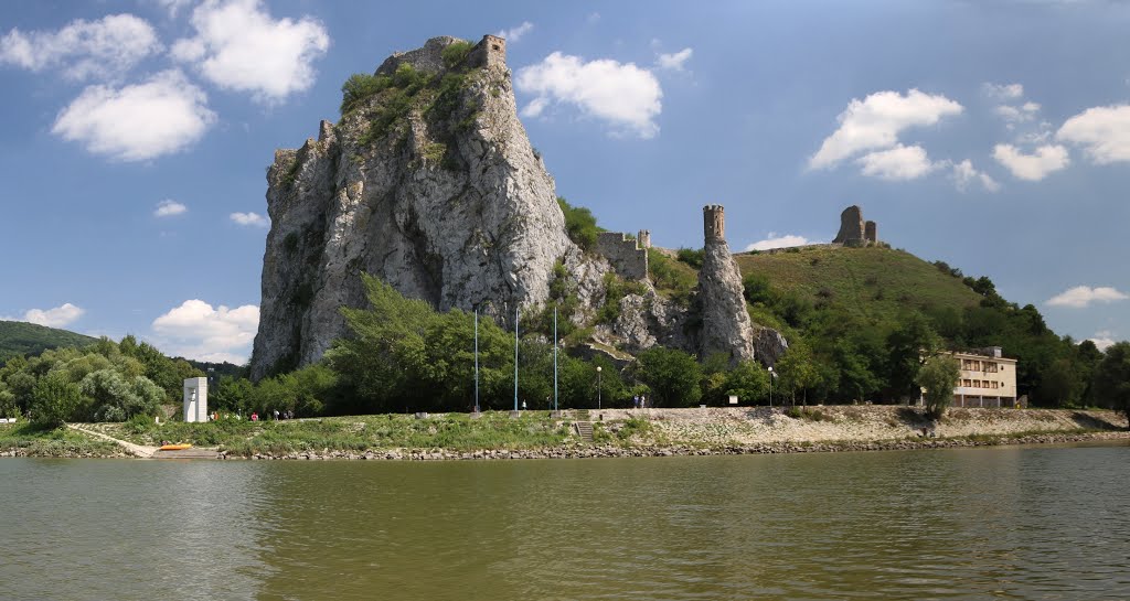 Thebener burg (hrad Devín) am Zusammenfluss von March und Donau by považan sk