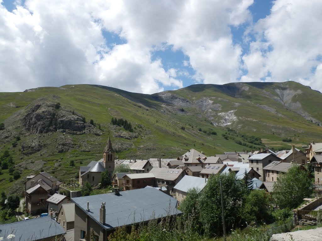 I tetti di Le Chazelet, La Grave by Alessandro Collet