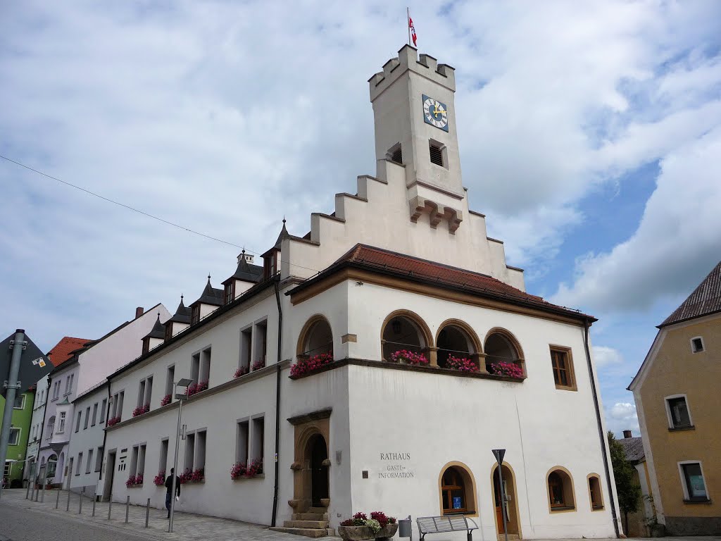 Rathaus von Nabburg August 2014 by von-Biedenfeld