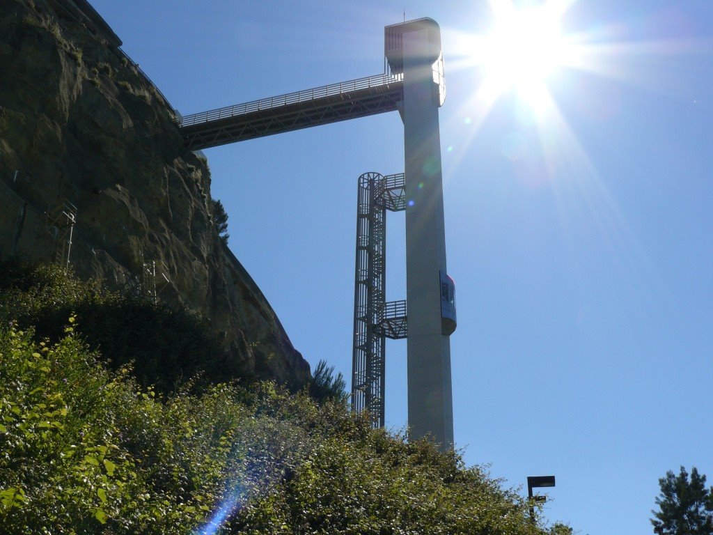 Elevador Panorâmico da Boca do Vento by João Afonso