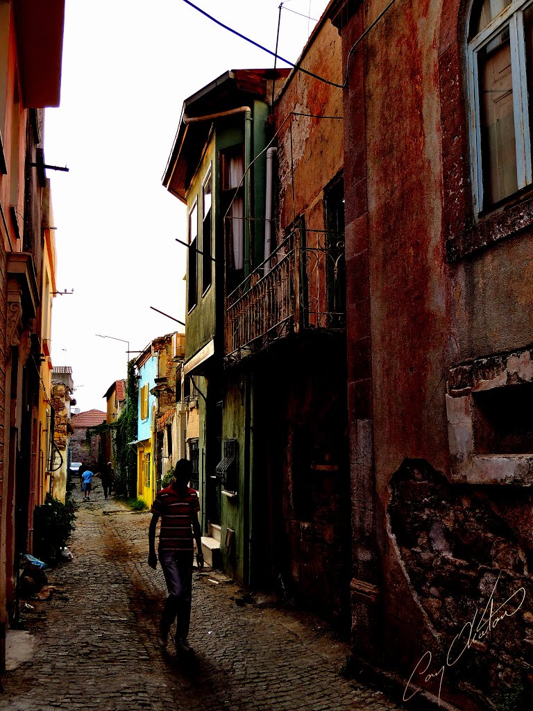 Ayvalık, 10400 Ayvalık/Balıkesir Province, Turkey by Can Okatan