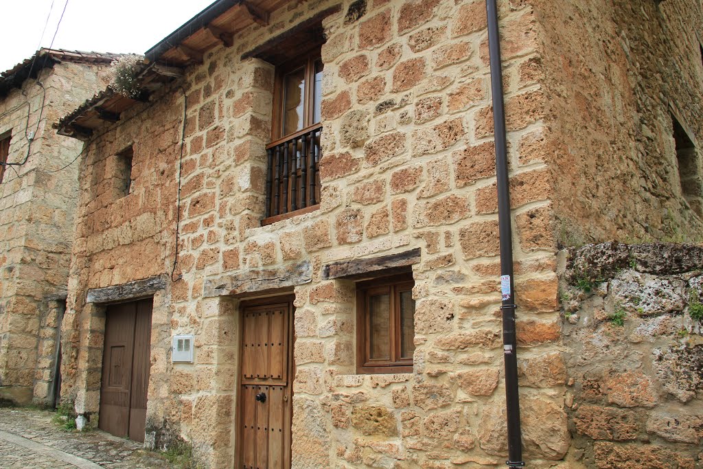 Orbaneja del Castillo, Burgos 080 by Francisco Javier (mo…