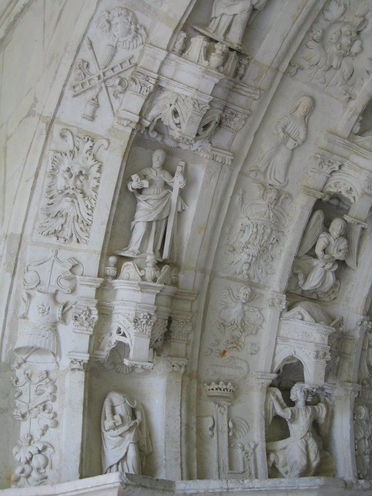 Fontevraud le portail de la salle capitulaire by Michel ODIC