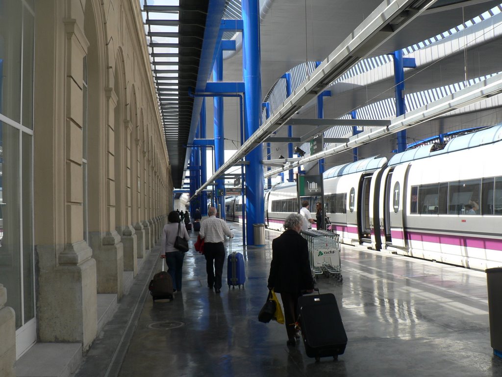 Lleida (Lerida)Train Station by DXT 1