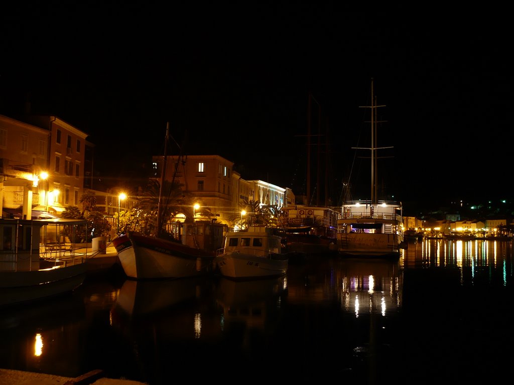 Mali Losinj by -yan-