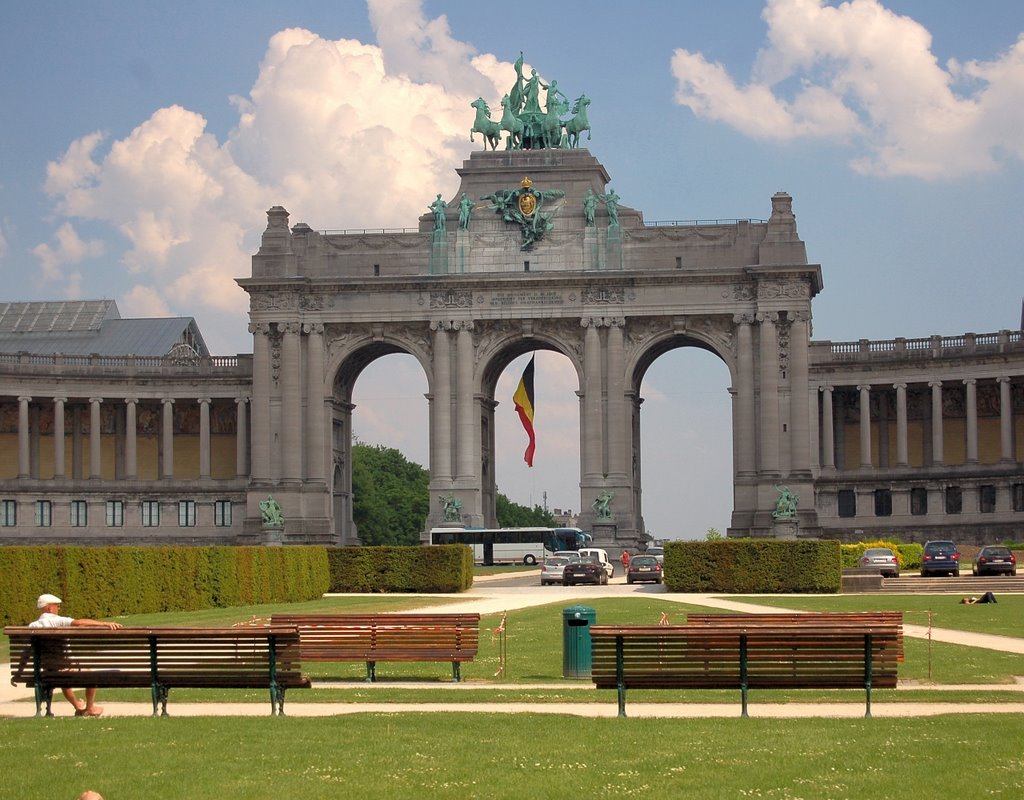 Bruxelles / Brüsszel - Parc du Cinquantenaire / ööö... izé 8-) by Ferox