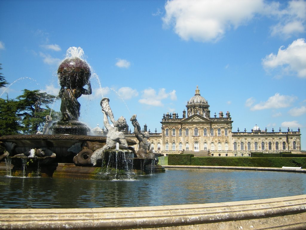 Atlas Fountain and Castle Howard by russbomb