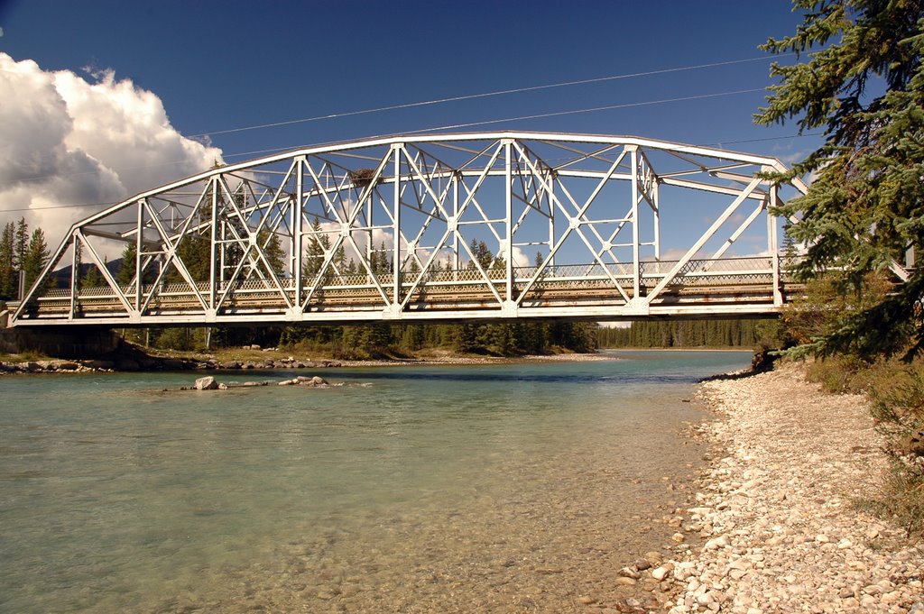 Castle Junction, Bridge by joliu