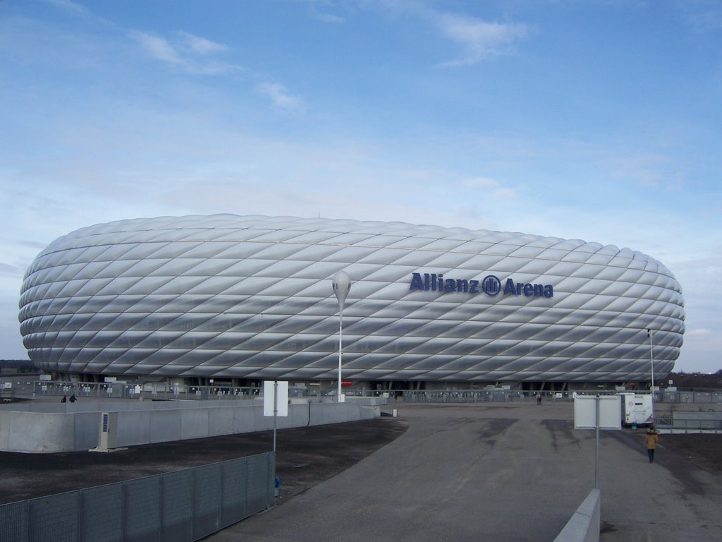 Allianz Arena by behindlaker