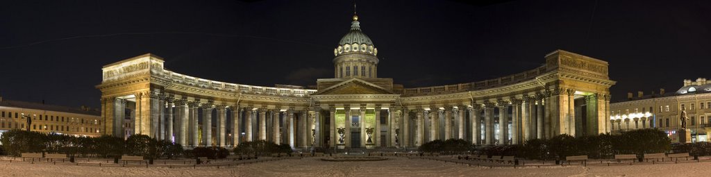 Cathedral of our Lady of Kazan. — Казанский собор, панорама с Невского проспекта. by Roman Sobolenko