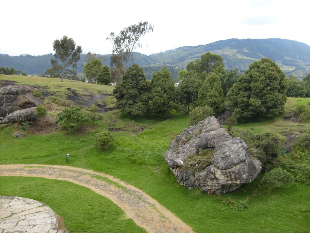 Parque Arqueológico de Facatativá (Piedras del Tunjo) by Fernando López Arias