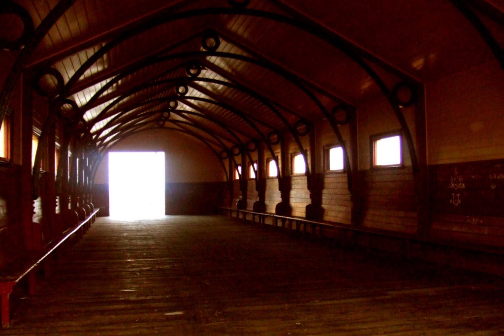 Queenscliff Pier - Queenscliff, Victoria by nipper30