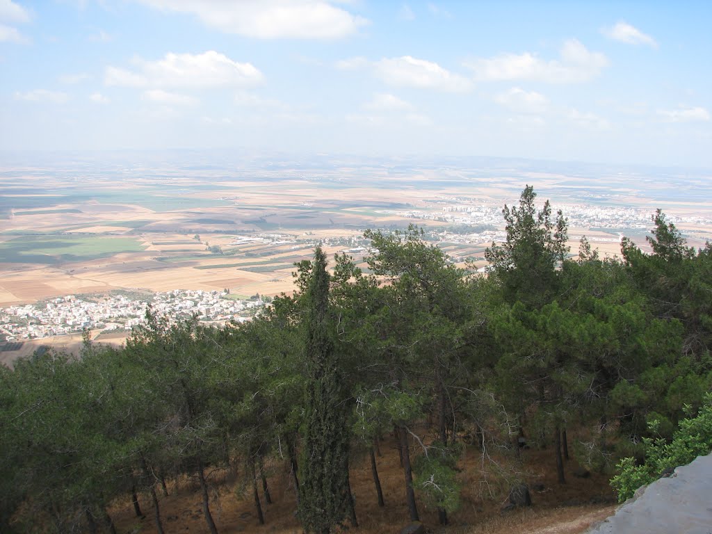 Afula Illit, Giv'at HaMore, the observation from grave of Nabi Dhi 12, Israel by Kobi Zilberstein