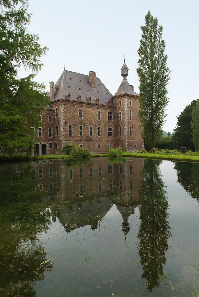 Kasteel bij Sint-Pieters-Voeren, België 3 by Marjon van der Vegte