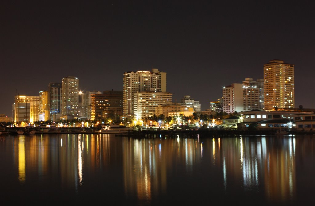 Manila Bay by w@ngbu