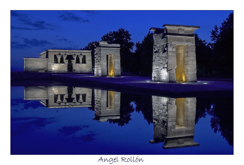 Templo de Debod by Angel Rollón