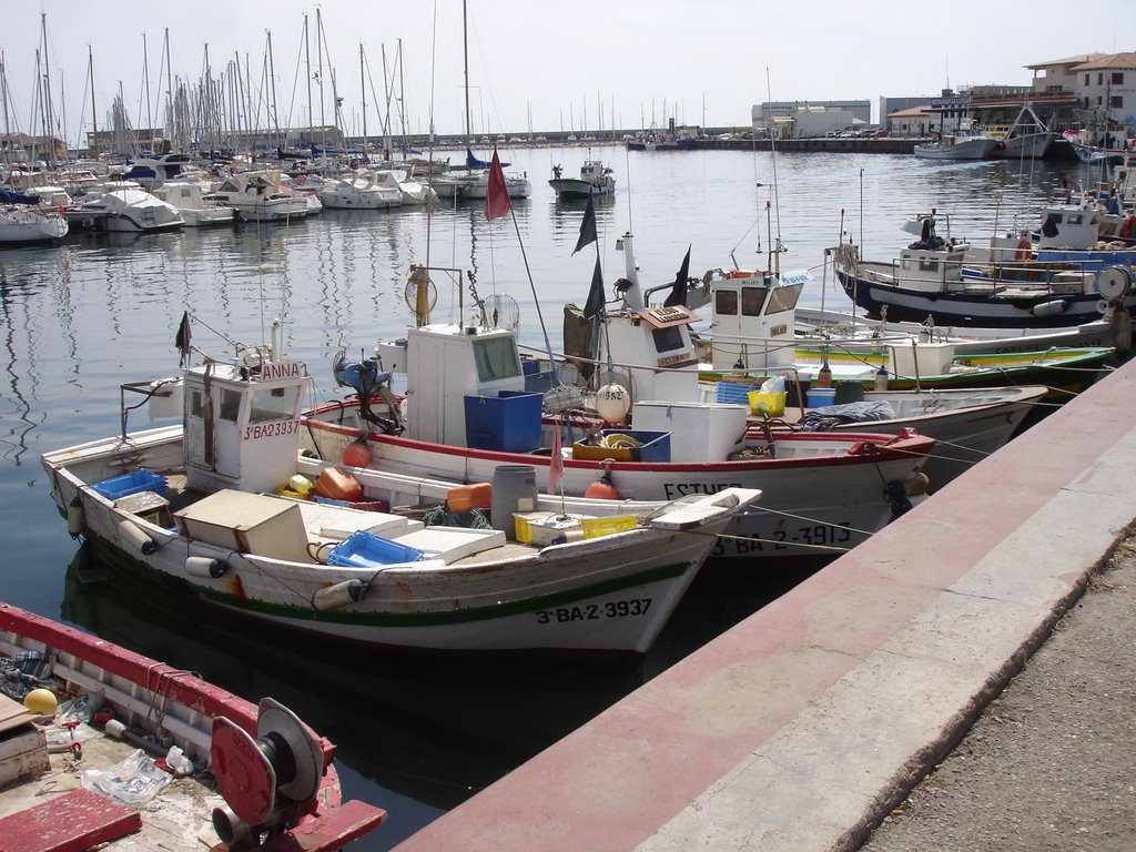 Arenys de Mar, port de pescadors by Albert J