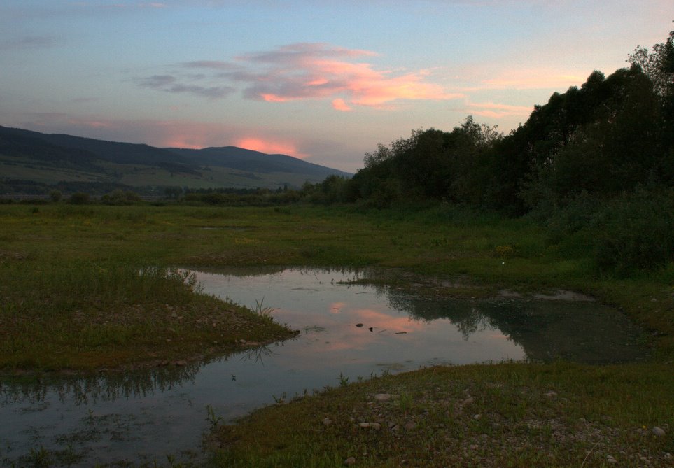 Večer nad Oravskou priehradou by Katka  Kozáková