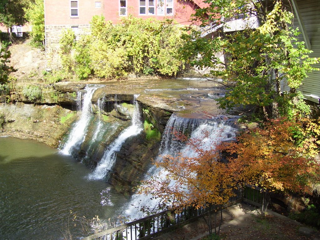 Chagrin falls by grendelslair