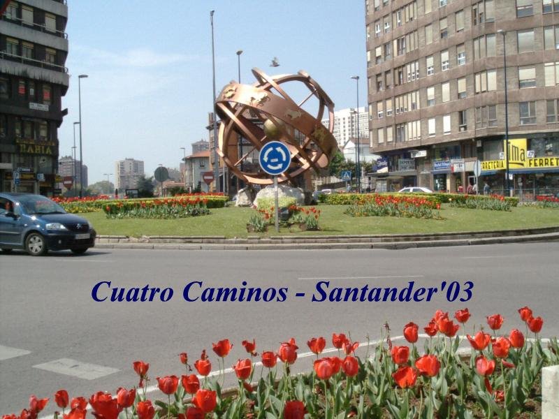 Plaza de Cuatro Caminos by pichucas