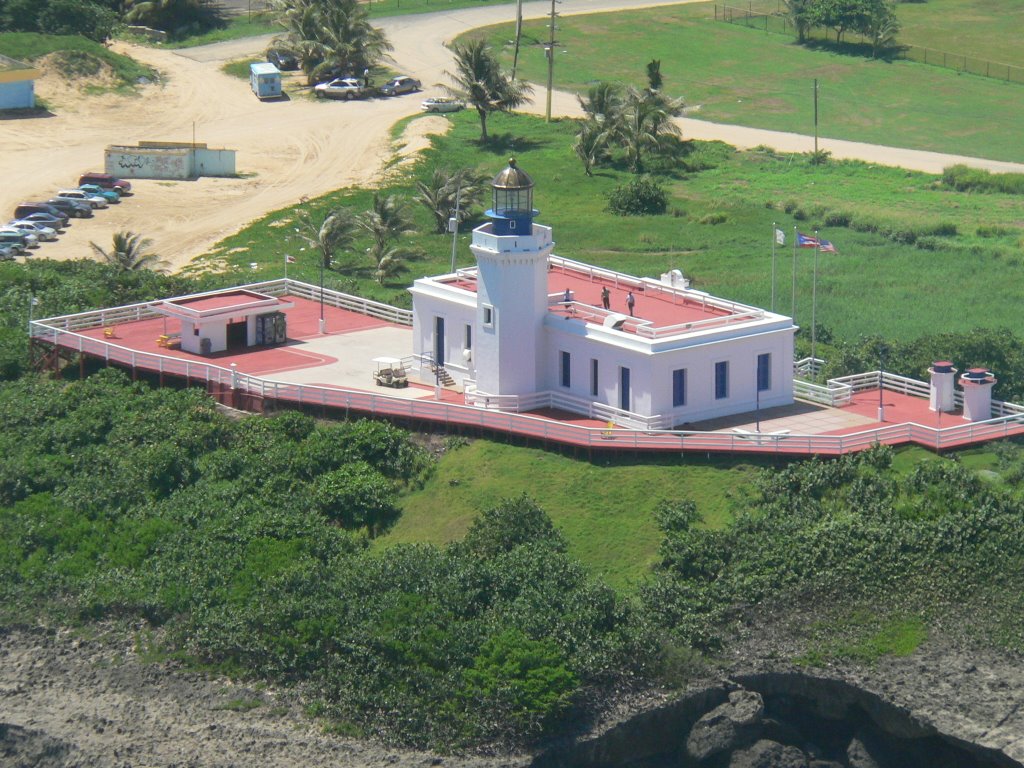 Zoom Faro Arecibo (Arecibo, PR) by david.medero