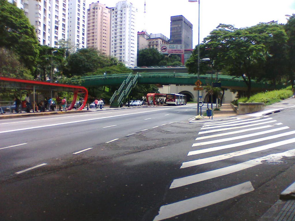 Av. 9 de Julho antes do túnel! (Celular) by roriz