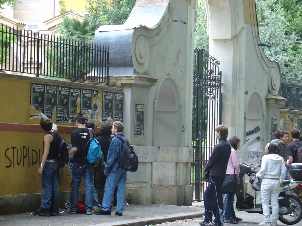 Entrata del Liceo Terenzio Mamiani a Roma by Ecopas