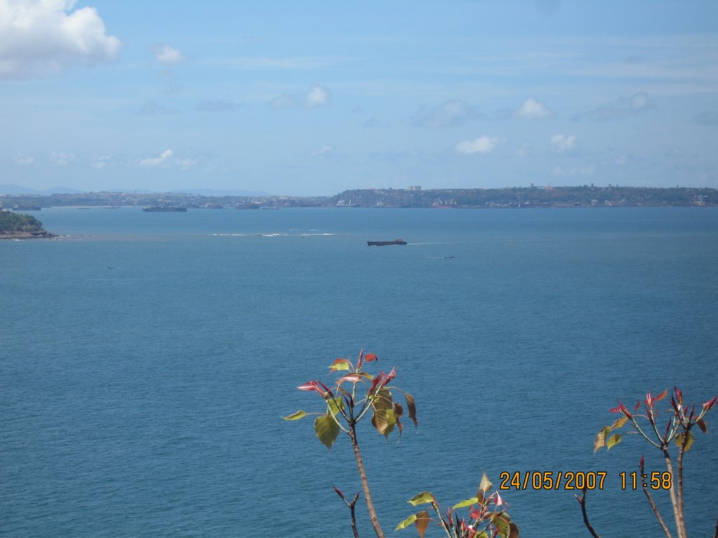 Murmagoa Harbour from Fort Aguada by Darly