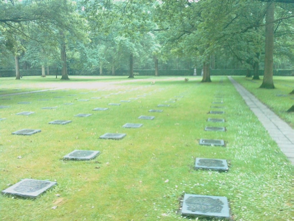 German Cemetary of World War 1 - Vladslo by pcool