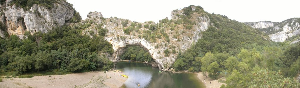 Vallon Pont d'arc 08/2008 by Frédéric WEITE