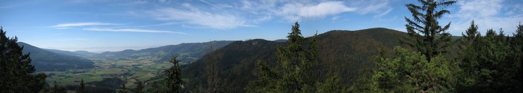 Blick vom Hirschenstein (884m) by Duke of Woodquarter