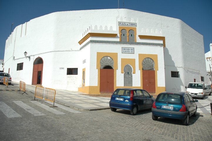 Fachada de la plaza de toros by Marchoso