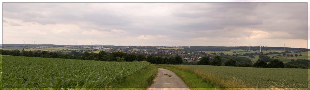 Blick über Ense-Bremen hoch nach Höingen by FotoPentaxer