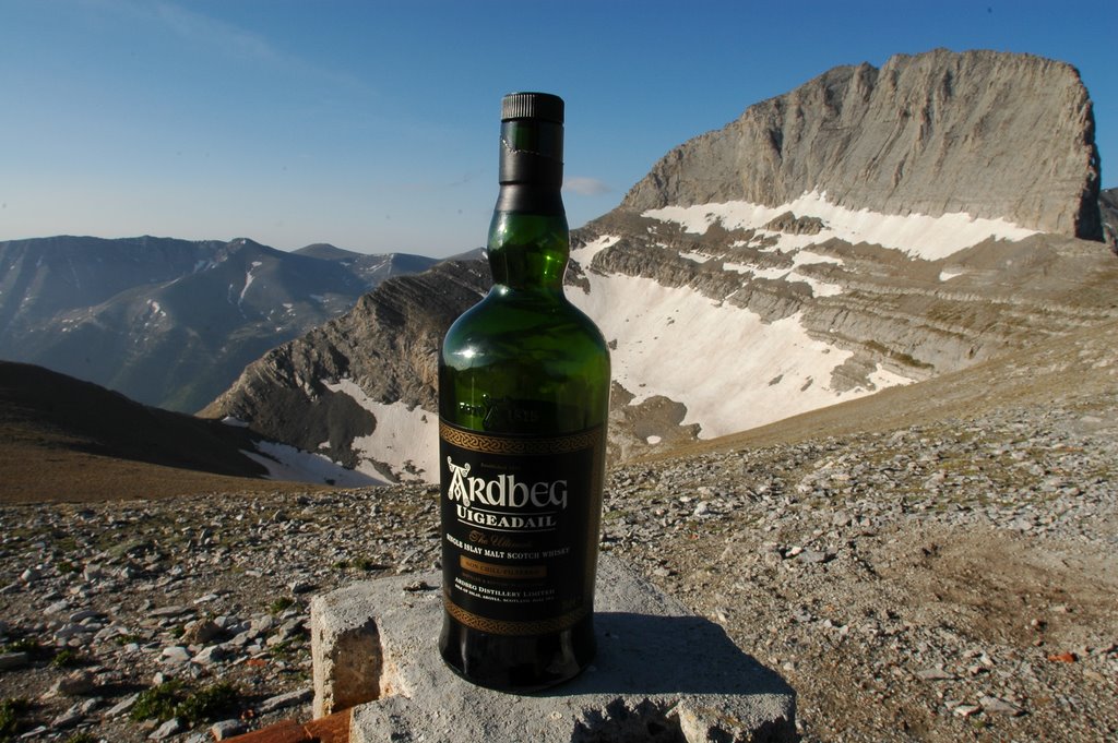 Ardbeg Uigeadail (στον Ολυμπο) at Olympus mountain (Pantheon) 2700 m. by ipparhos