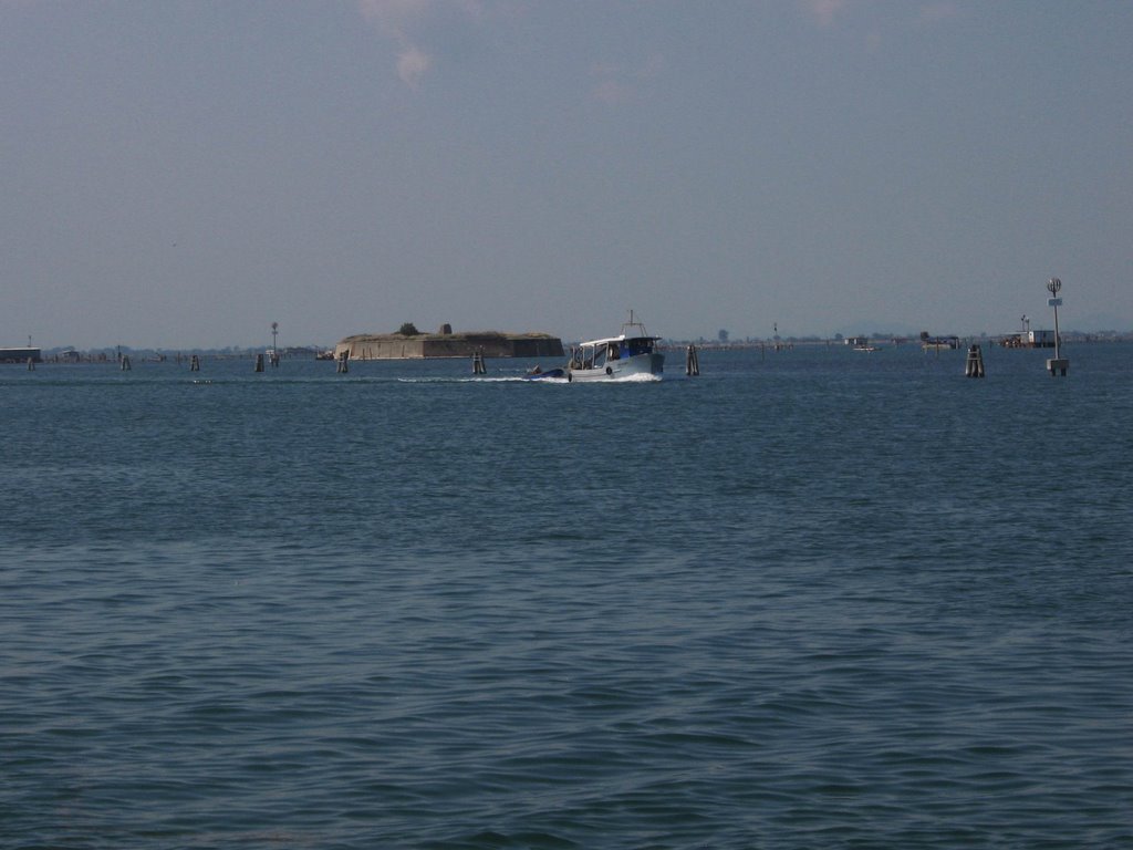 Chioggia: il fortino ottagonale presso Ca Roman by mhl50_bnc