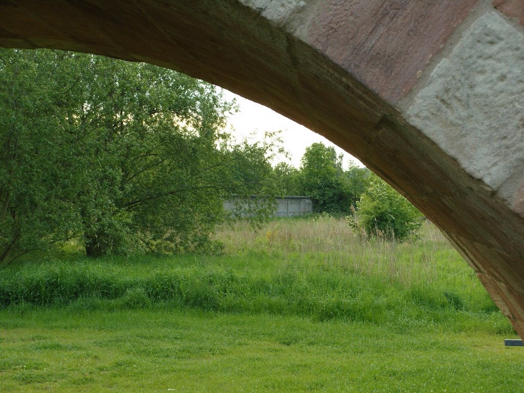 Blick auf "Die Mauer" - Reste der ehemaligen Sperranlagen by Kuddel55