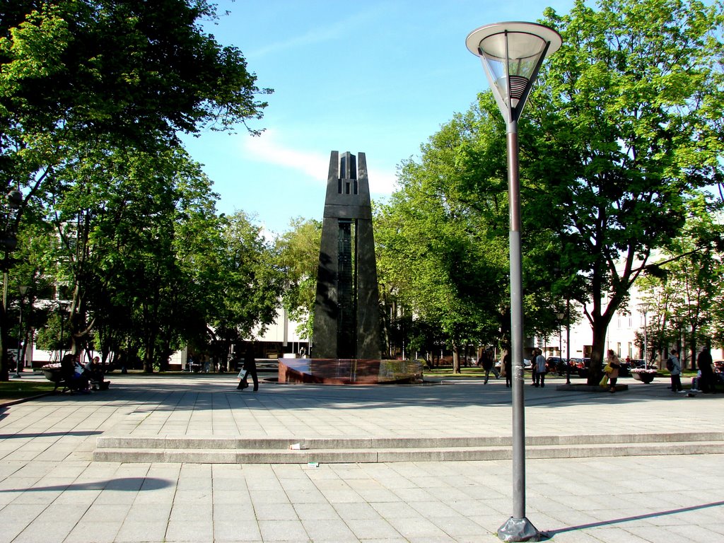 V.Kudirka Monument in V.Kudirka Square by Rimgaudas Bernotas